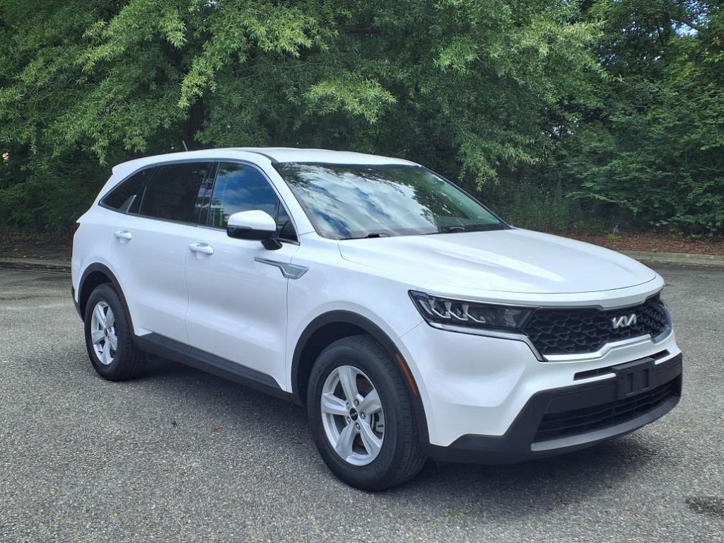 used 2022 Kia Sorento car, priced at $23,890