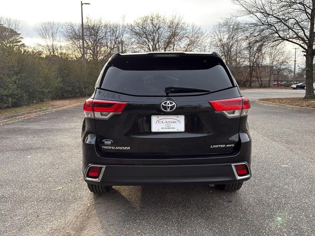 used 2018 Toyota Highlander car, priced at $19,115