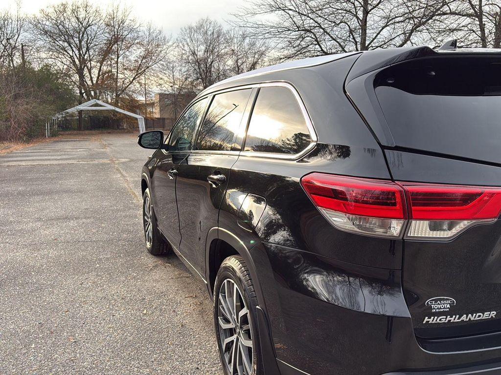 used 2018 Toyota Highlander car, priced at $19,115