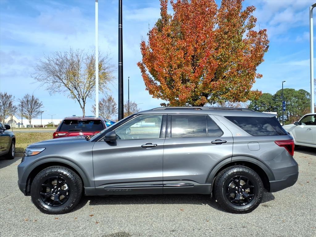 used 2022 Ford Explorer car, priced at $33,384