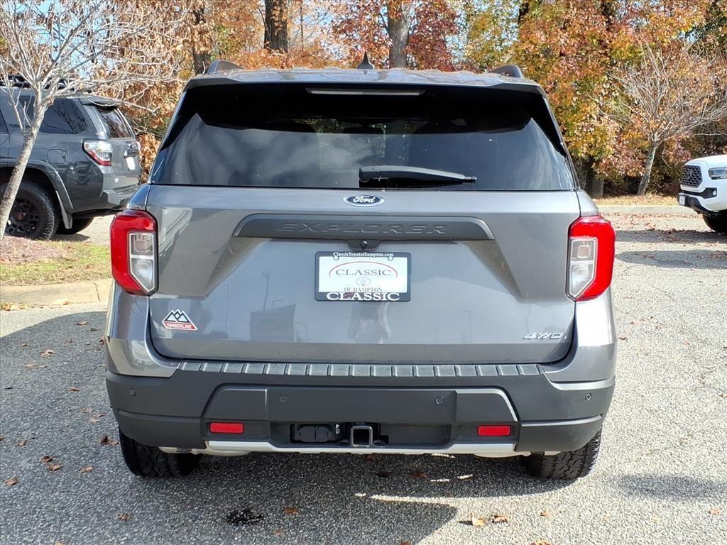 used 2022 Ford Explorer car, priced at $33,384