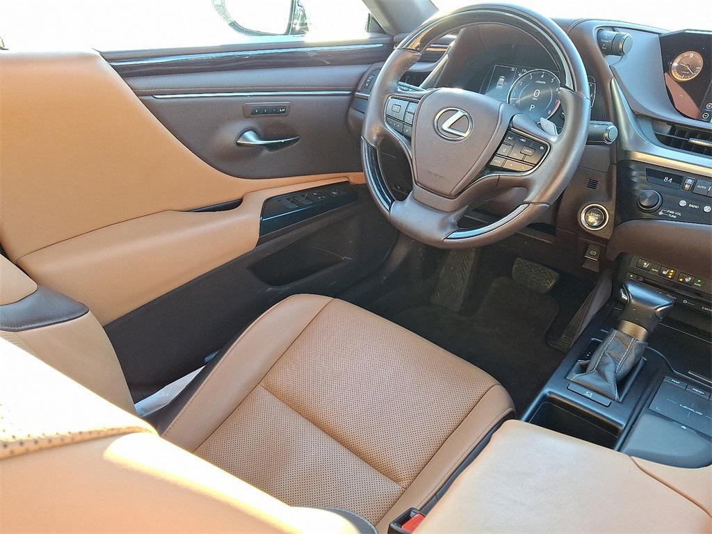 used 2019 Lexus ES 350 car, priced at $29,399
