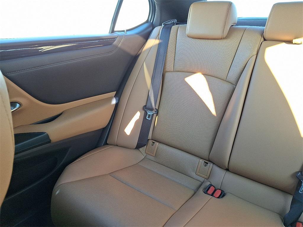 used 2019 Lexus ES 350 car, priced at $29,399