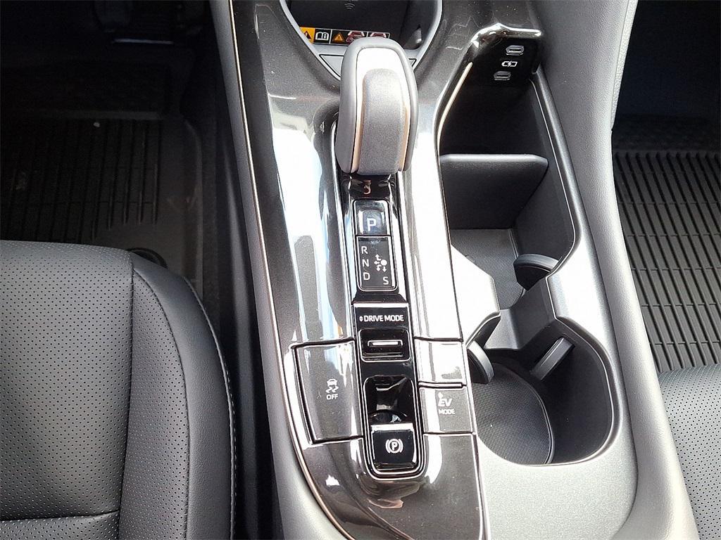 new 2025 Toyota Crown Signia car, priced at $52,625