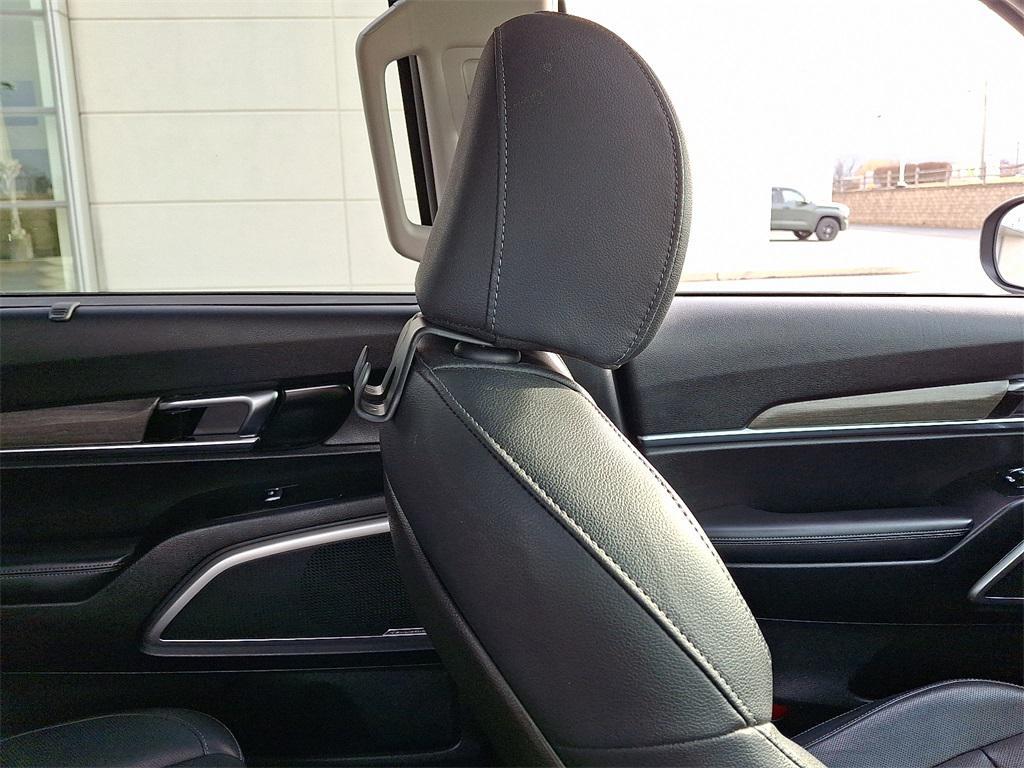 used 2022 Kia Telluride car, priced at $29,210