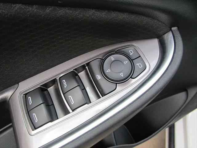 used 2020 Chevrolet Malibu car, priced at $16,500