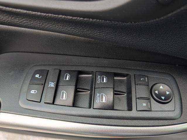 used 2020 Jeep Cherokee car, priced at $14,991