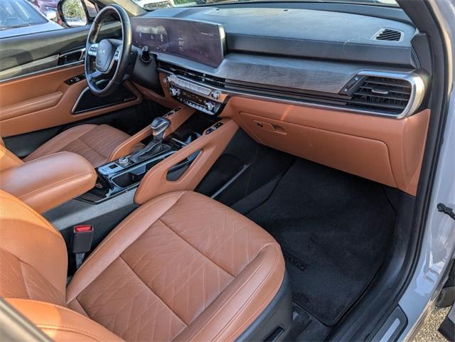 used 2024 Kia Telluride car, priced at $39,300