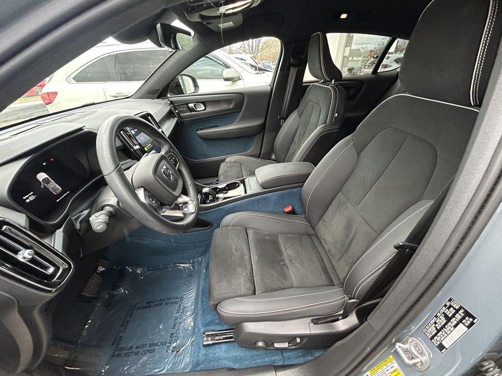 used 2023 Volvo C40 Recharge Pure Electric car, priced at $23,900