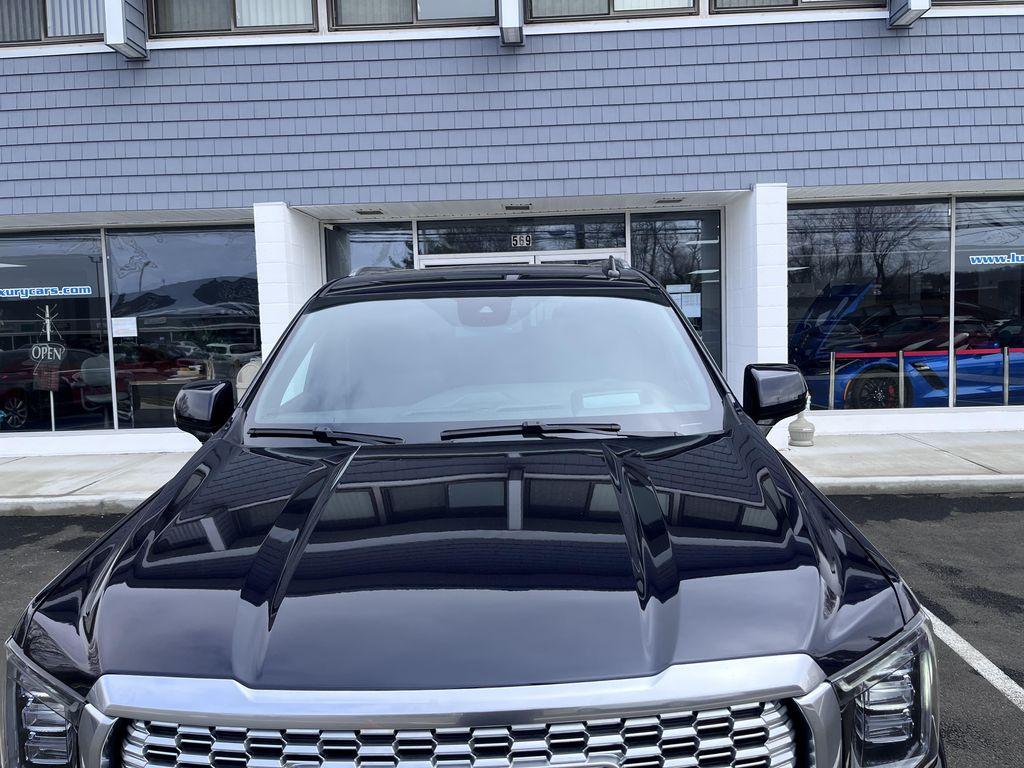 used 2024 GMC Yukon car, priced at $59,900