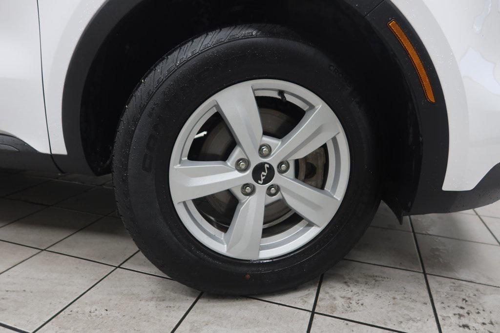 used 2023 Kia Sorento car, priced at $23,135