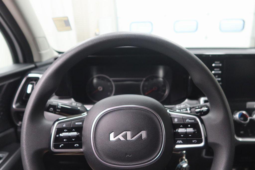 used 2023 Kia Sorento car, priced at $23,135