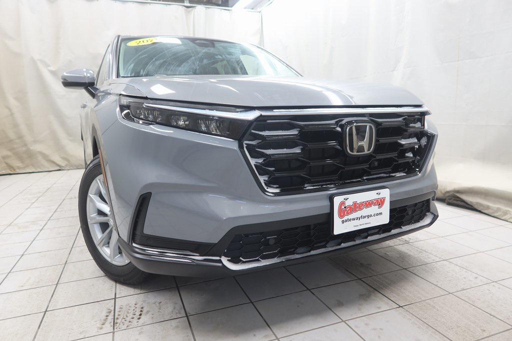 used 2025 Honda CR-V car, priced at $31,900