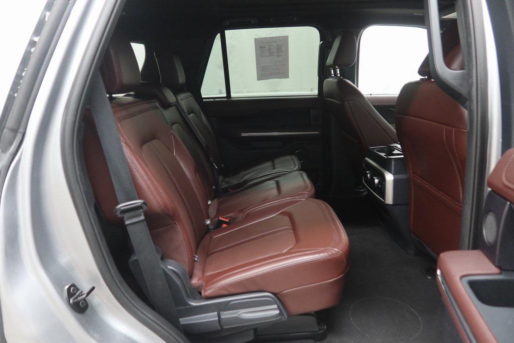 used 2024 Ford Expedition car, priced at $50,820