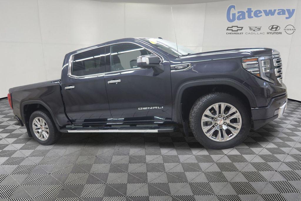 used 2022 GMC Sierra 1500 car, priced at $48,020