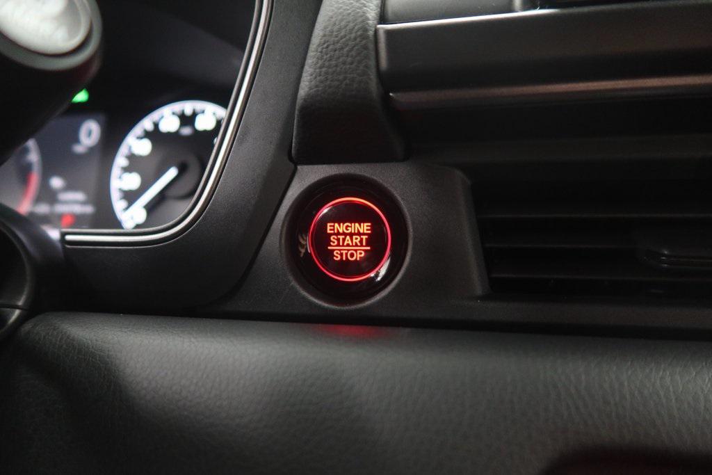 used 2025 Honda Pilot car, priced at $43,853