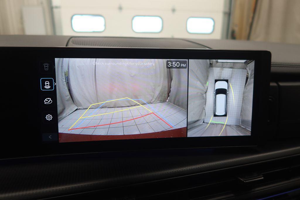 used 2025 Hyundai Santa Fe car, priced at $37,774