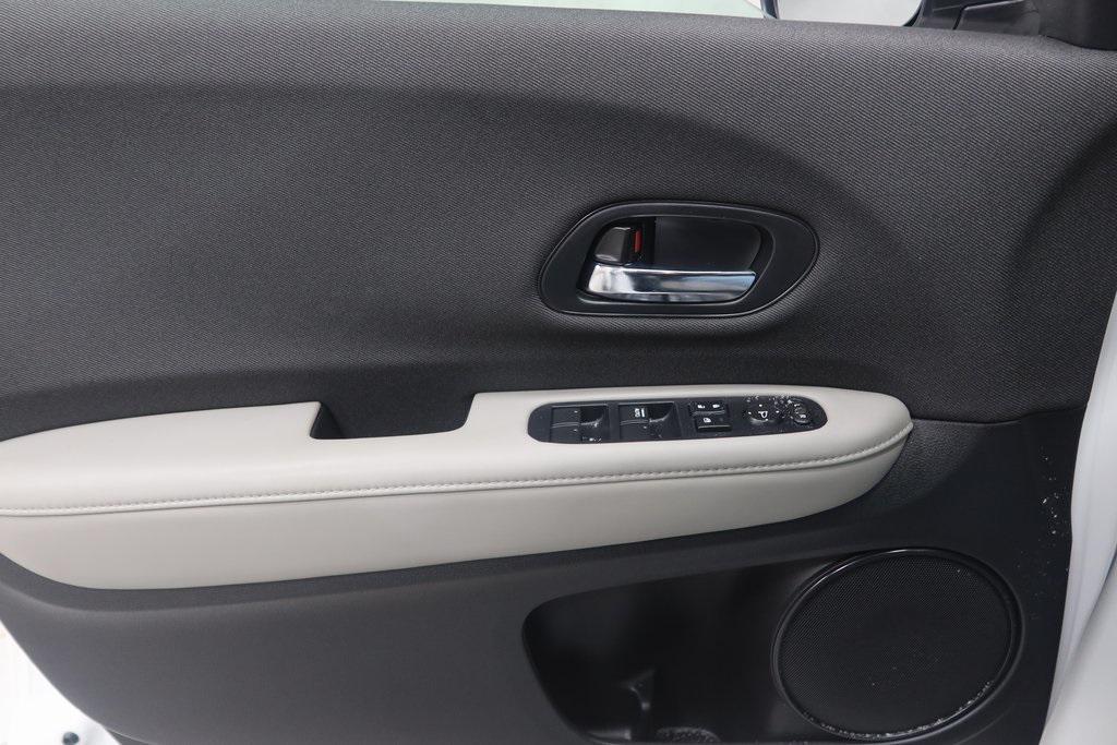 used 2022 Honda HR-V car, priced at $21,263