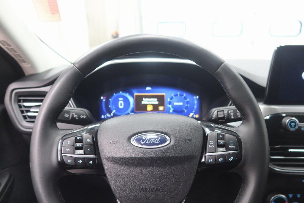 used 2022 Ford Escape car, priced at $24,915