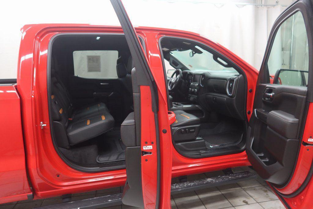 used 2022 GMC Sierra 1500 car, priced at $40,567