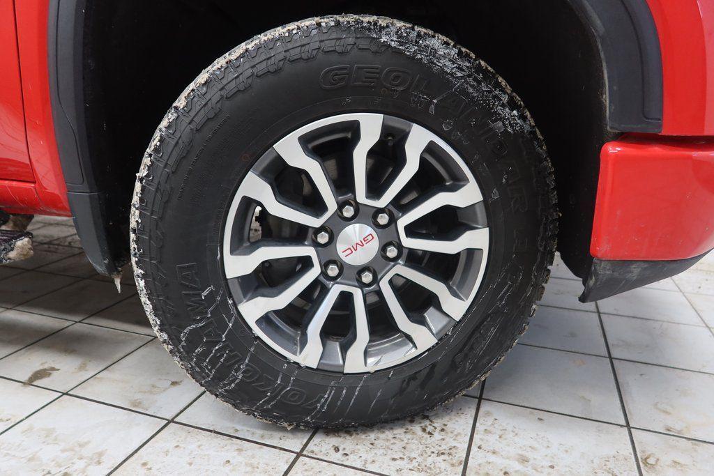 used 2022 GMC Sierra 1500 car, priced at $40,567