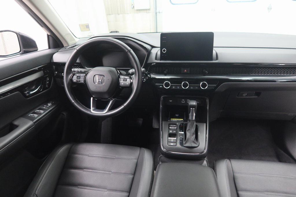 used 2025 Honda CR-V car, priced at $34,712