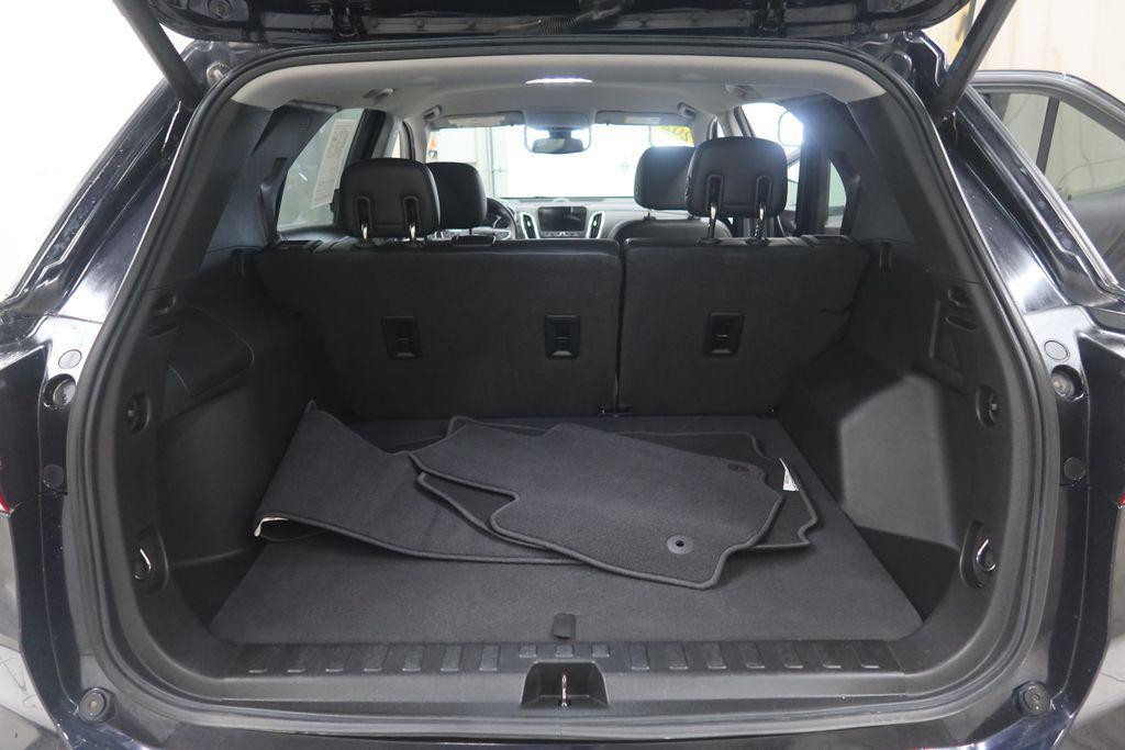 used 2020 Chevrolet Equinox car, priced at $19,308