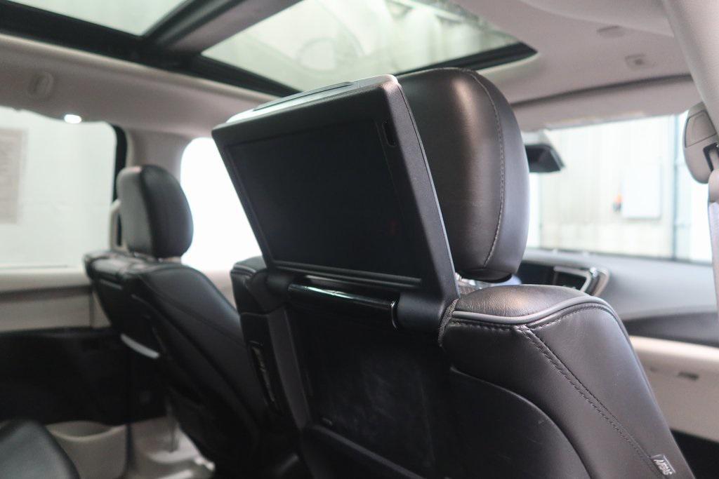 used 2019 Chrysler Pacifica Hybrid car, priced at $22,573