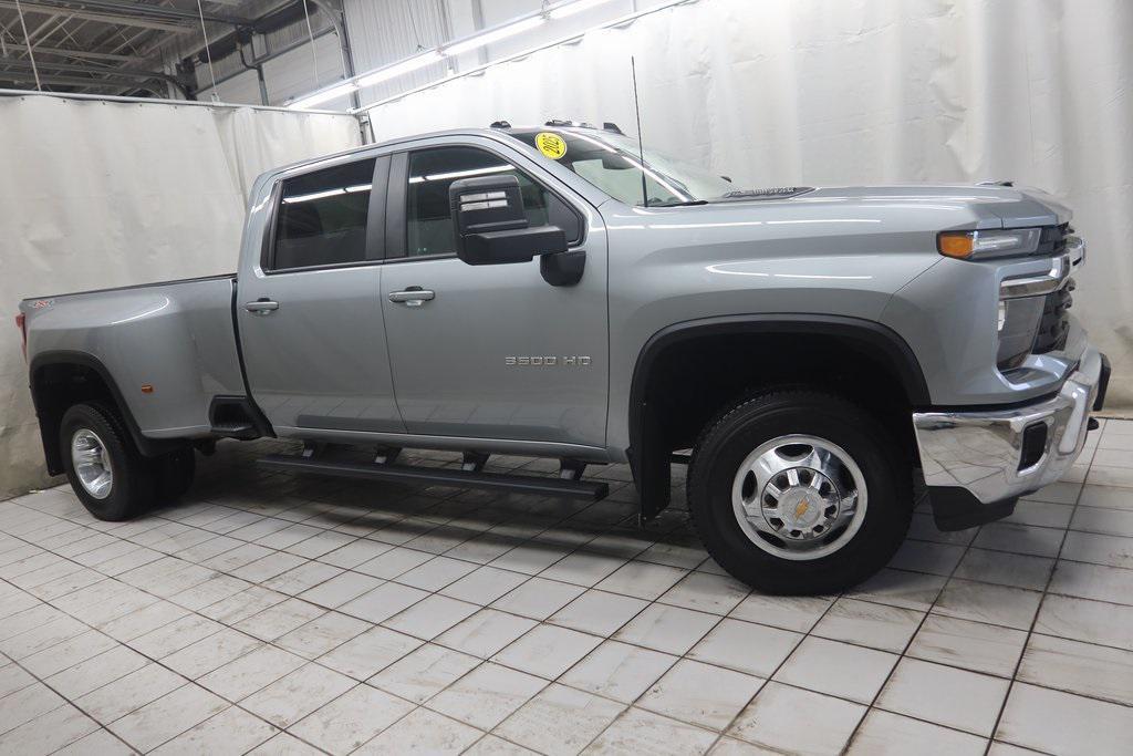 used 2025 Chevrolet Silverado 3500 car, priced at $55,334