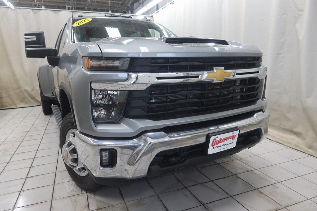 used 2025 Chevrolet Silverado 3500 car, priced at $55,334