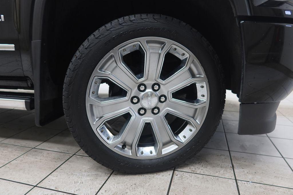 used 2018 GMC Sierra 1500 car, priced at $29,992