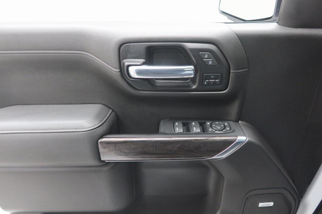 used 2022 Chevrolet Silverado 1500 car, priced at $38,114