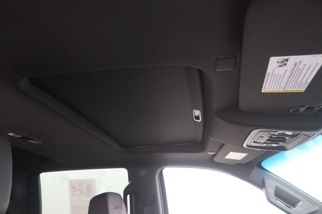 used 2022 GMC Sierra 1500 car, priced at $40,451