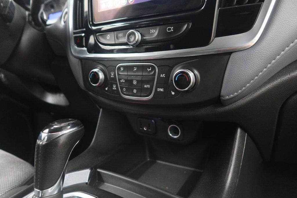 used 2020 Chevrolet Traverse car, priced at $12,497