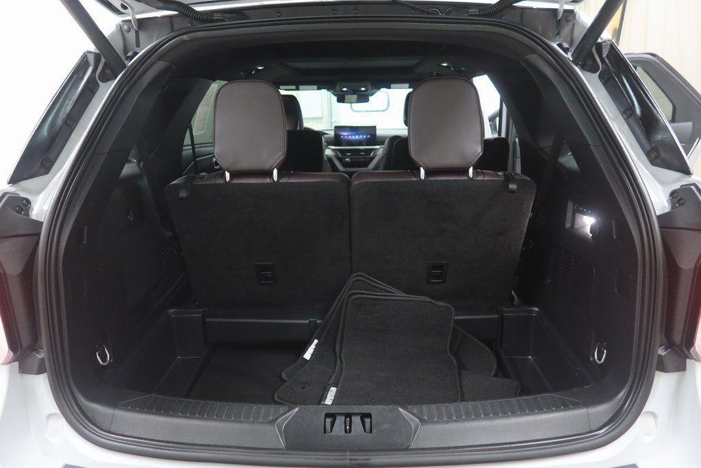 used 2025 Ford Explorer car, priced at $45,934