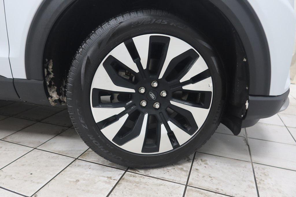 used 2025 Ford Explorer car, priced at $48,081