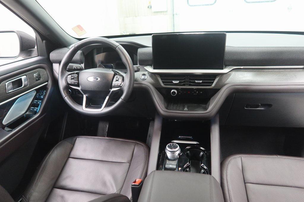 used 2025 Ford Explorer car, priced at $48,081