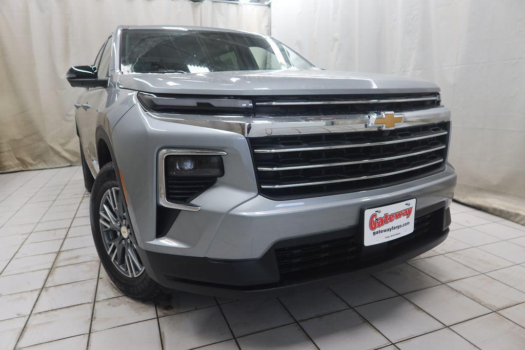 used 2024 Chevrolet Traverse car, priced at $36,315