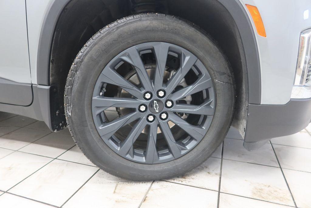 used 2023 Chevrolet Traverse car, priced at $37,908