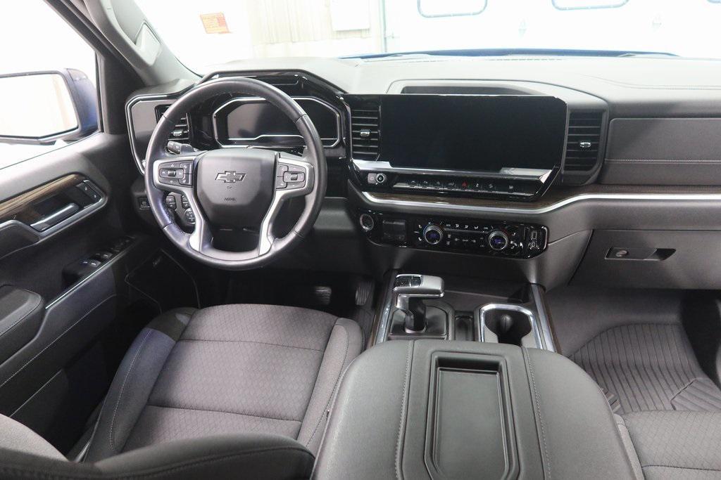 used 2022 Chevrolet Silverado 1500 car, priced at $40,403