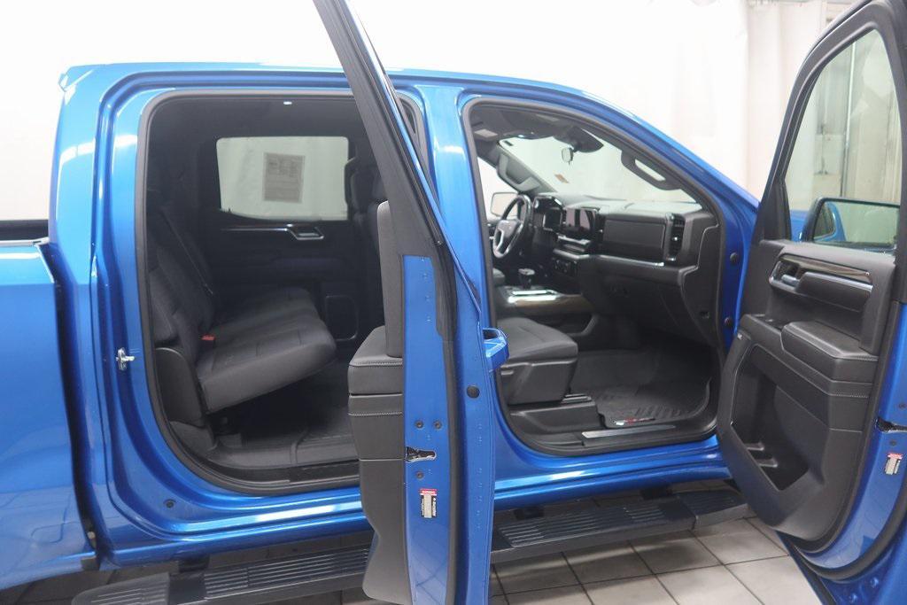 used 2022 Chevrolet Silverado 1500 car, priced at $40,403