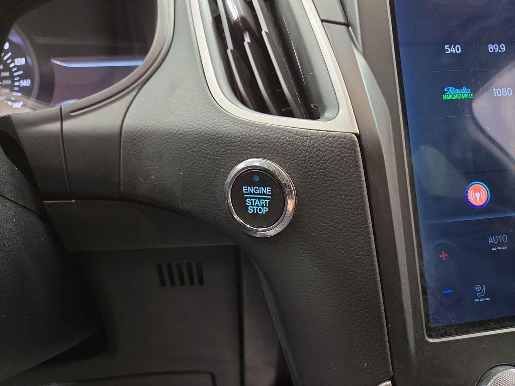 used 2022 Ford Edge car, priced at $23,227
