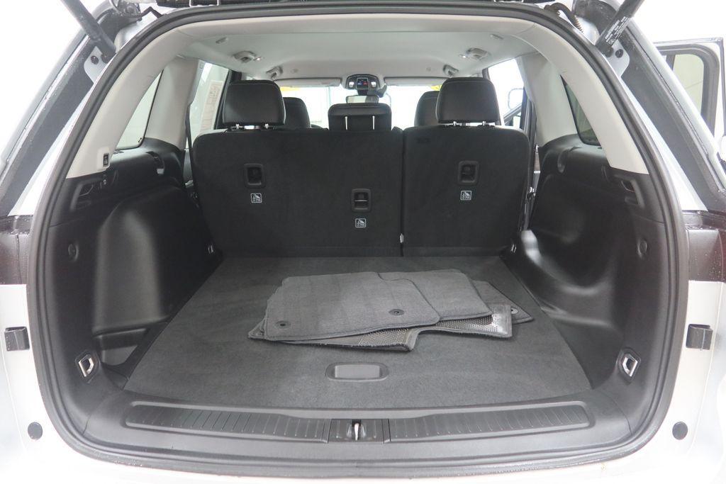 used 2024 Jeep Grand Cherokee car, priced at $31,716