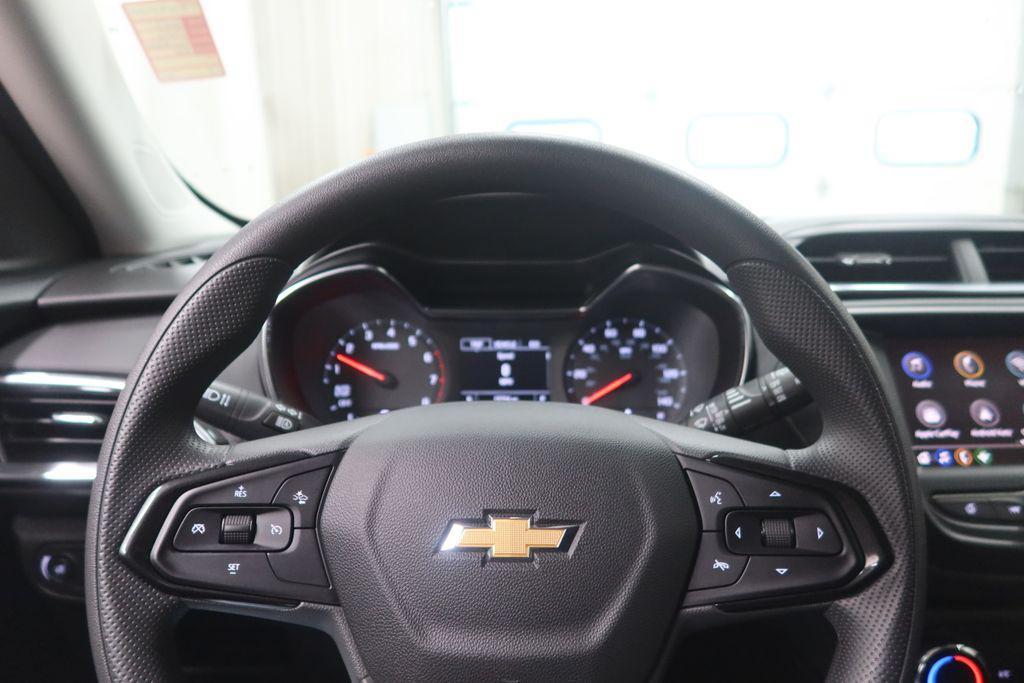 used 2023 Chevrolet TrailBlazer car, priced at $21,616