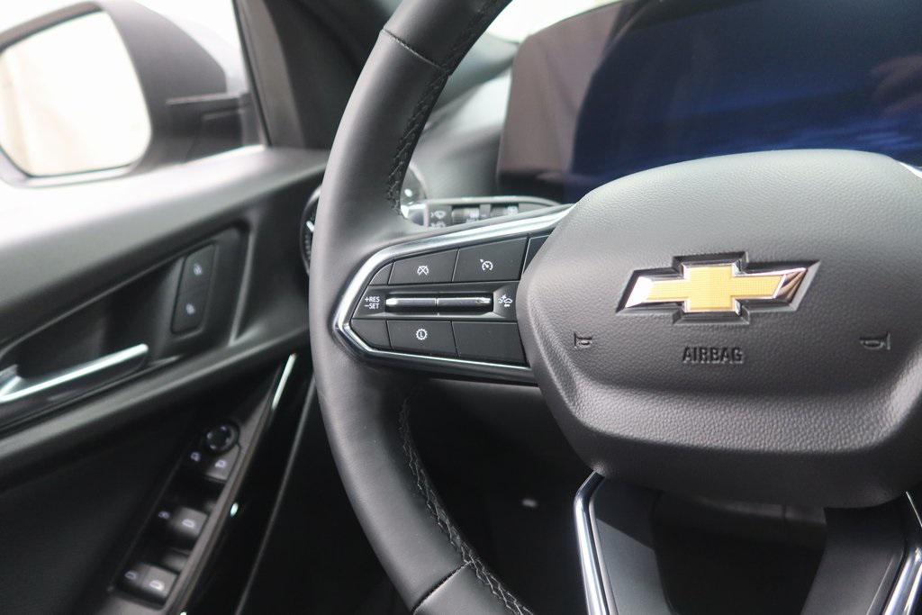 used 2025 Chevrolet Equinox car, priced at $26,941