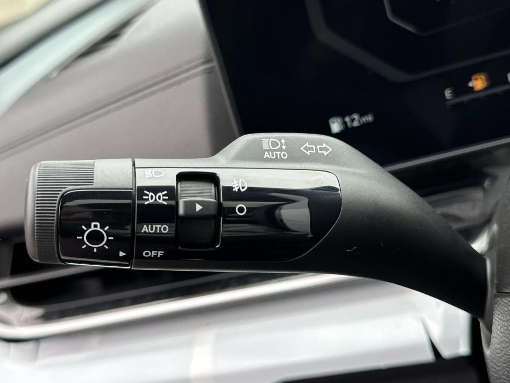 new 2026 Kia Carnival car, priced at $51,880