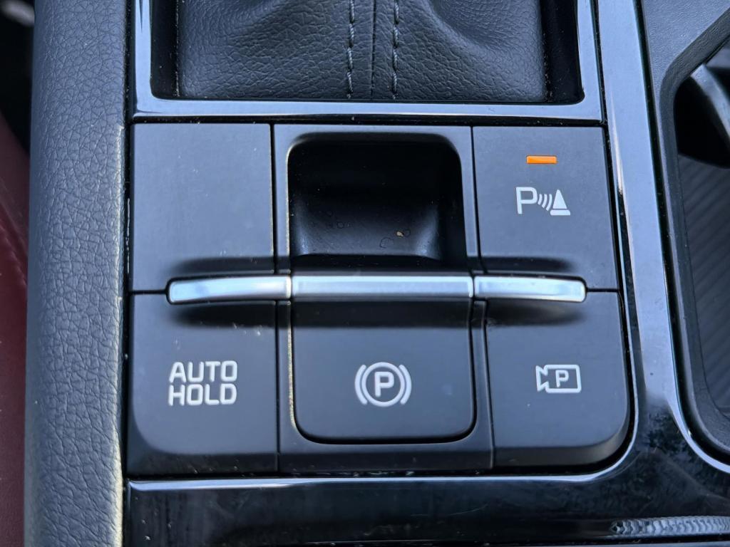 used 2025 Kia K5 car, priced at $25,990