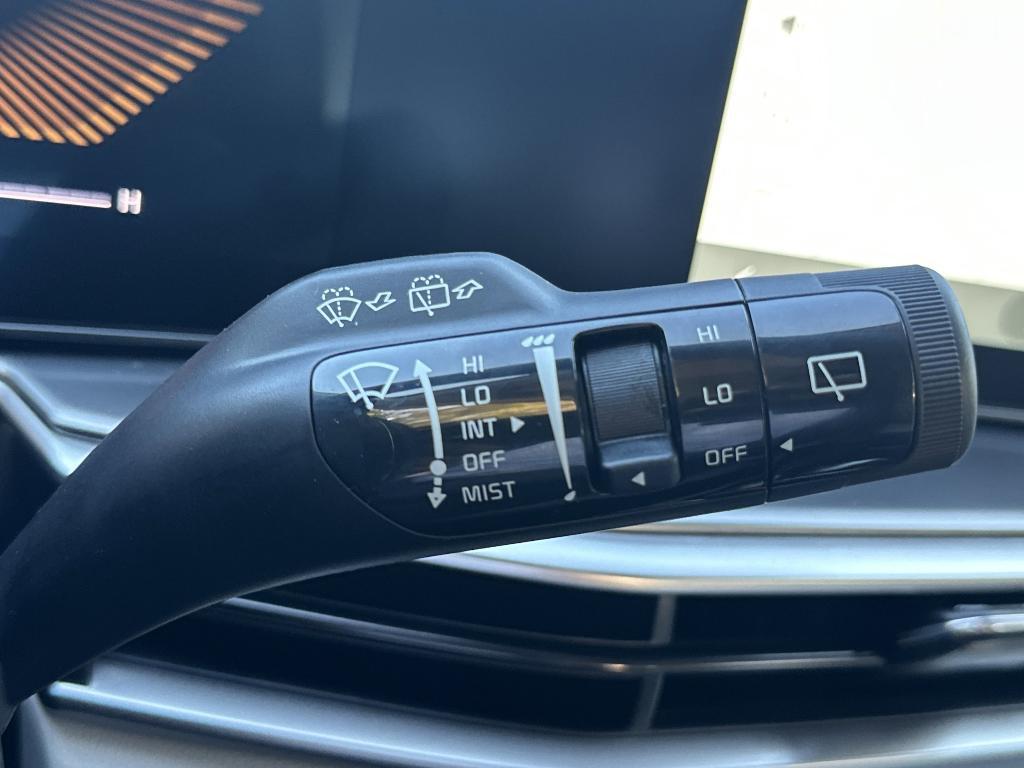 new 2025 Kia Sorento car, priced at $35,500