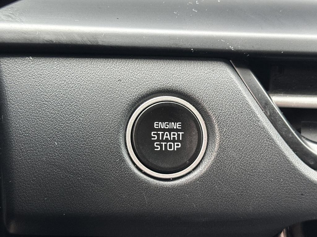 used 2025 Kia Seltos car, priced at $22,484