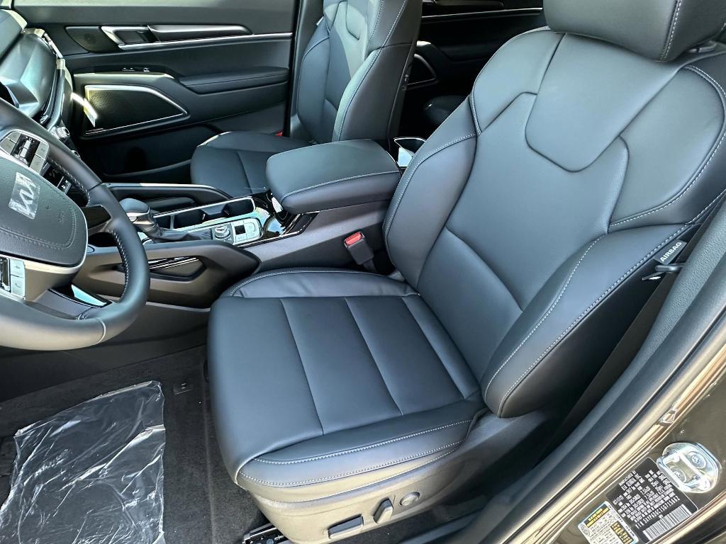 new 2025 Kia Telluride car, priced at $41,320